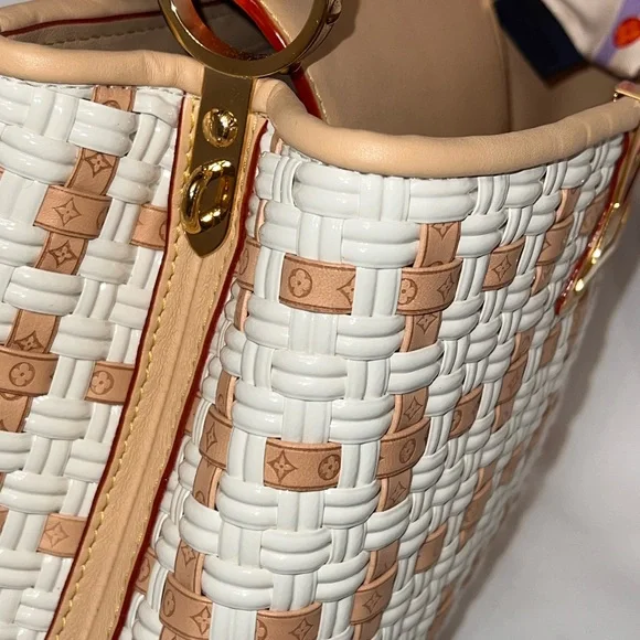 Louis Vuitton Capucine BB Heavenly Woven Satchel - Picture 8 of 12